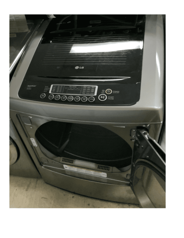 LG- Extra Large Capacity Top Load Washer With Sleek And Modern Front Control Design USED - Image 3